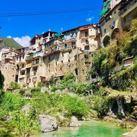 Casa Bertagna Rocchetta Nervina