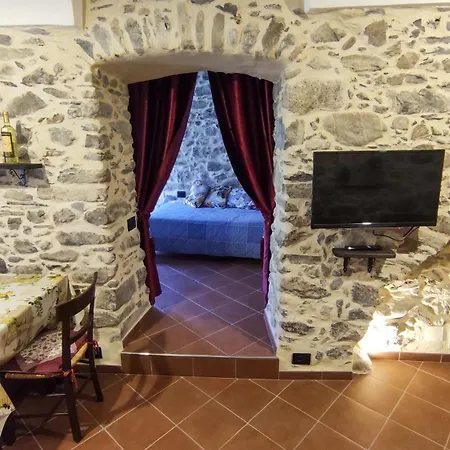 Casa Bertagna * Rocchetta Nervina