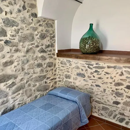 Casa Bertagna * Rocchetta Nervina